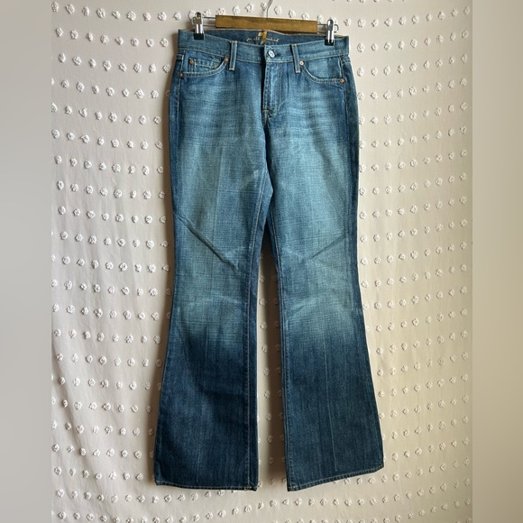 7 for all Mankind 100% Cotton Flare Medium Wash Jeans Sz 28 - Picture 1 of 6